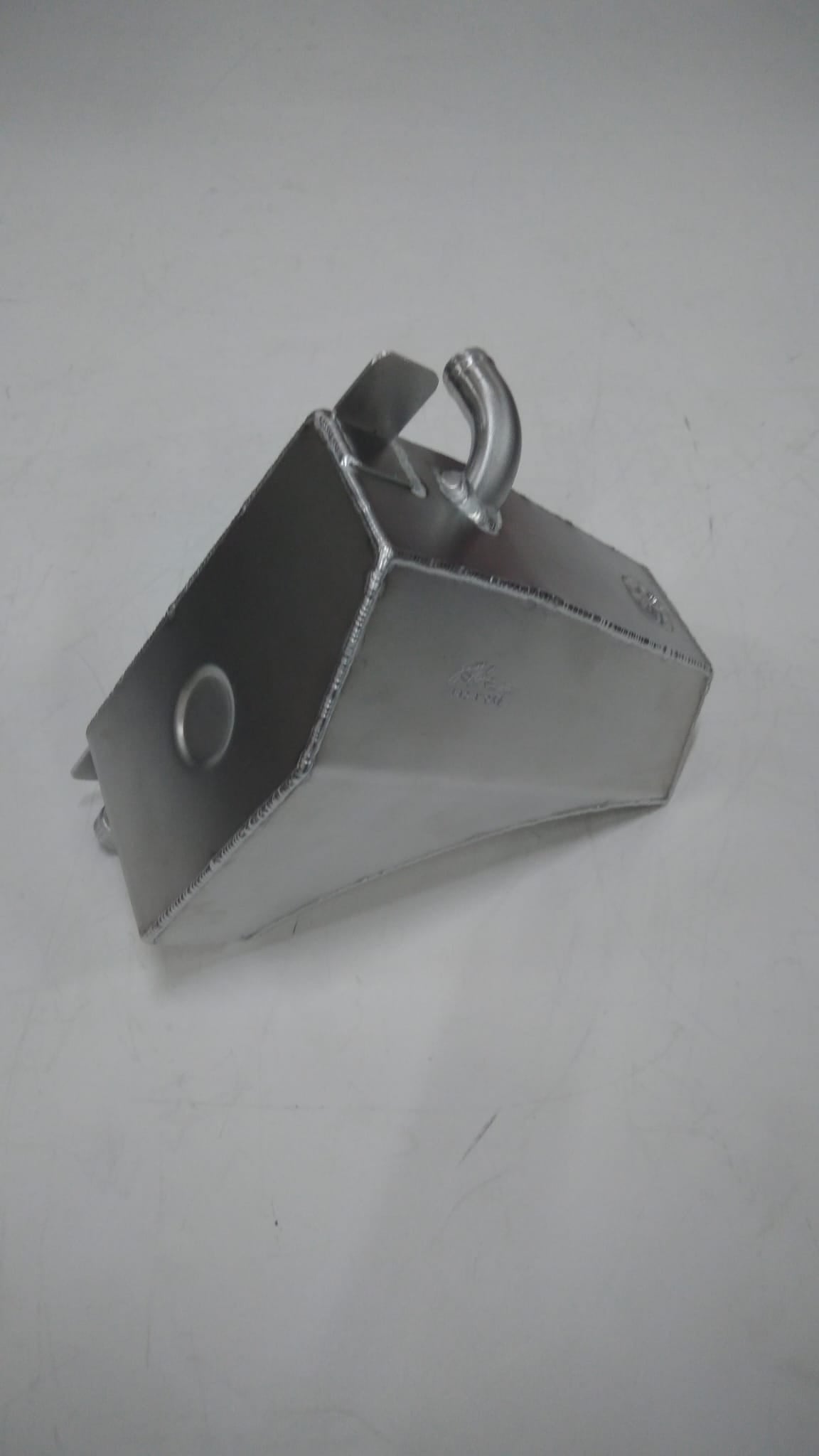 RENAULT CLIO 16v mk1 gr.A vapour recovery tank
